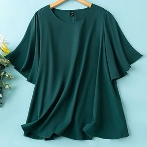 Plus Green Butterfly Sleeve Top NWT